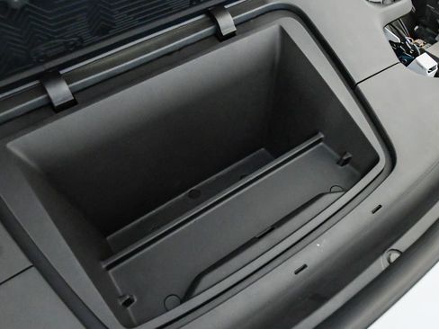 New 2026 Volvo EX30 Plus AWD/4WD image 28