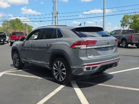 Used 2023 Volkswagen Atlas Cross Sport SEL Premium R-Line AWD/4WD image 7