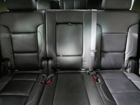 Used 2016 Chevrolet Tahoe LT w/ Luxury Package image 13