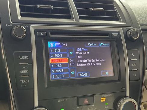 Used 2012 Toyota Camry LE FWD image 27
