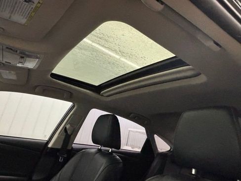 Used 2016 Toyota Avalon Touring w/ Protection Package image 29