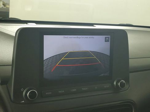 Used 2022 Hyundai Kona SEL image 17