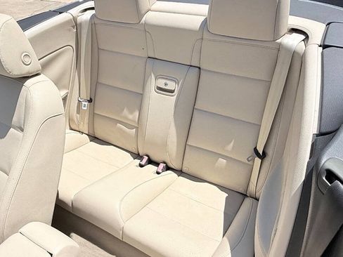 Used 2008 Volkswagen Eos Komfort FWD image 32