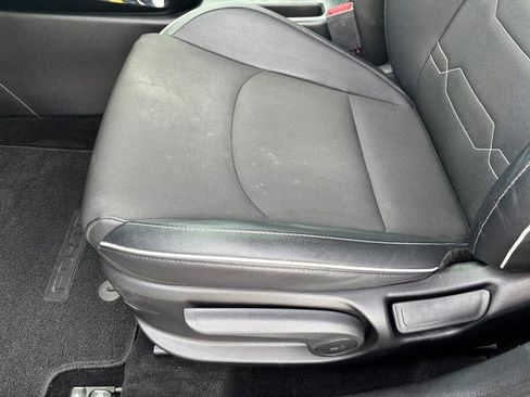 Used 2022 Kia Forte GT-Line w/ GT-Line Technology Package FWD image 16