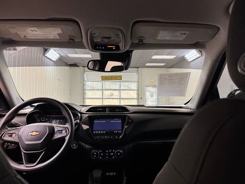 Used 2022 Chevrolet TrailBlazer LT w/ Convenience Package image 20