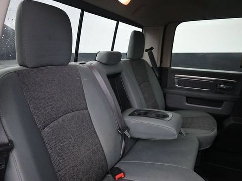Used 2018 RAM 1500 Big Horn AWD/4WD image 45