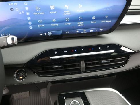 New 2026 Buick Enclave Sport Touring w/ Power Package image 20