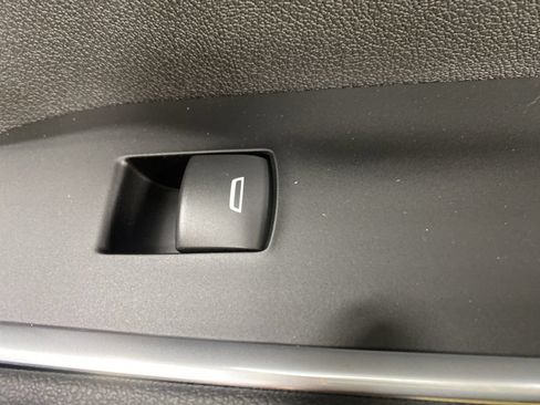 New 2026 Chevrolet Silverado 1500 High Country w/ High Country Premium Package AWD/4WD image 13