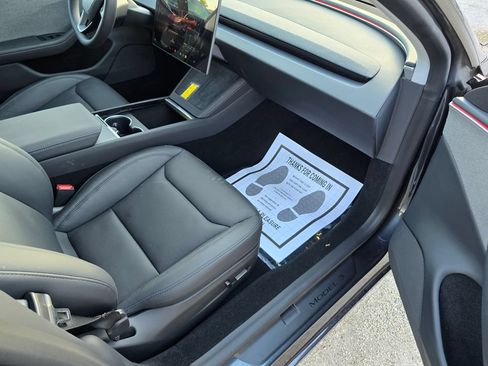 Used 2025 Tesla Model 3 Long Range RWD image 33