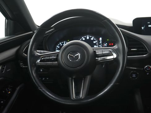 Used 2021 MAZDA MAZDA3 Hatchback w/Premium Plus Pkg image 16