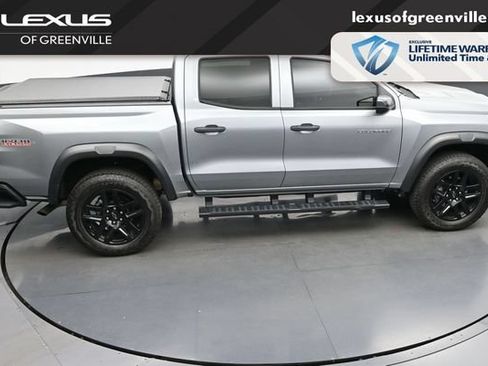 Used 2025 Chevrolet Colorado Trail Boss AWD/4WD image 47