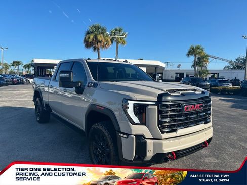 Used 2026 GMC Sierra 2500 AT4 w/ AT4 Premium Plus Package AWD/4WD image 3