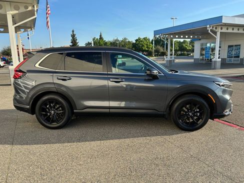 Used 2023 Honda CR-V Sport image 4
