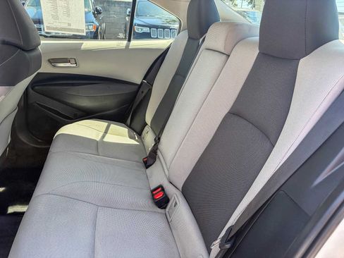 Used 2021 Toyota Corolla LE w/ LE Convenience Package FWD image 18