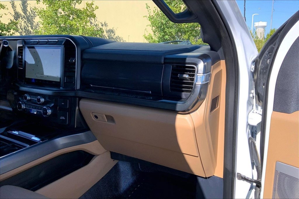 Used 2024 Ford F350 Lariat w/ Camper Package AWD/4WD image 14