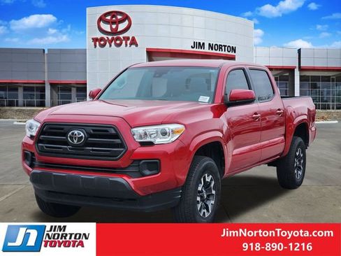 Used 2019 Toyota Tacoma SR image 3