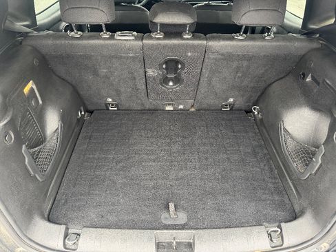 Used 2018 Jeep Renegade Altitude image 15