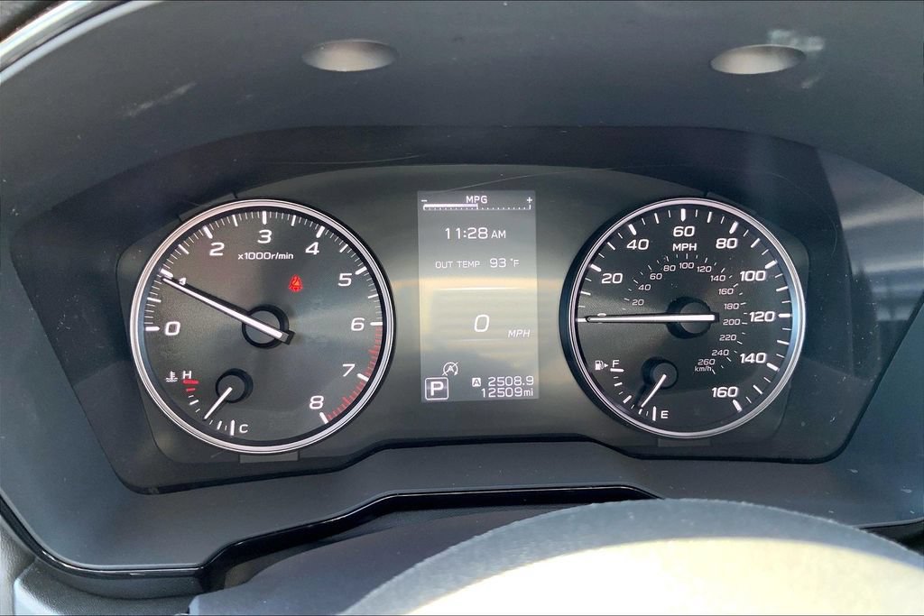 Used 2025 Subaru Outback Premium AWD/4WD image 13