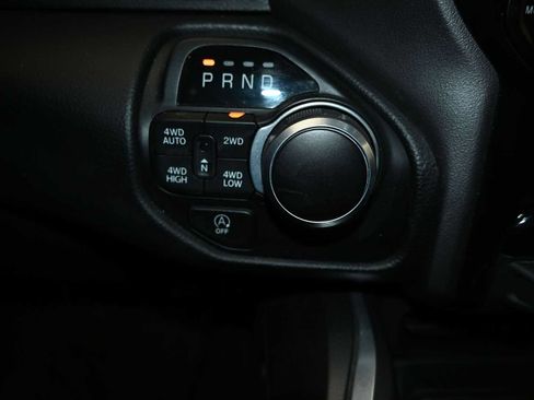Used 2023 RAM 1500 Big Horn AWD/4WD image 14