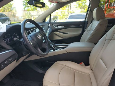 Used 2020 Buick Enclave Premium w/ Sun and Sites Package AWD/4WD image 23