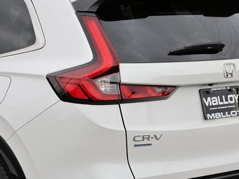 Used 2025 Honda CR-V Sport image 5