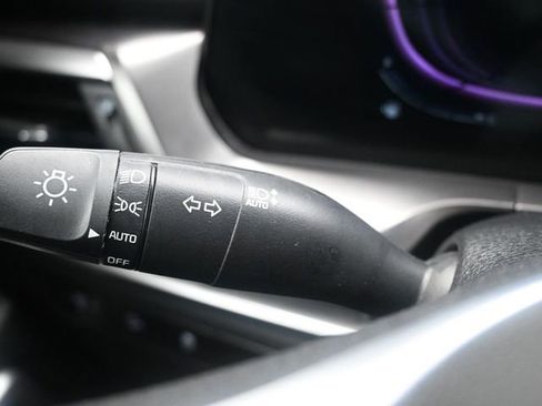 Used 2024 Kia Telluride LX image 12