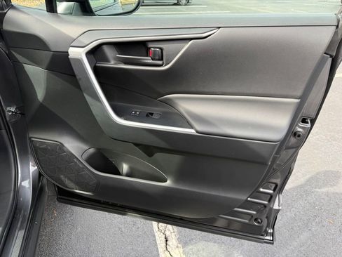Certified 2025 Toyota RAV4 LE image 37