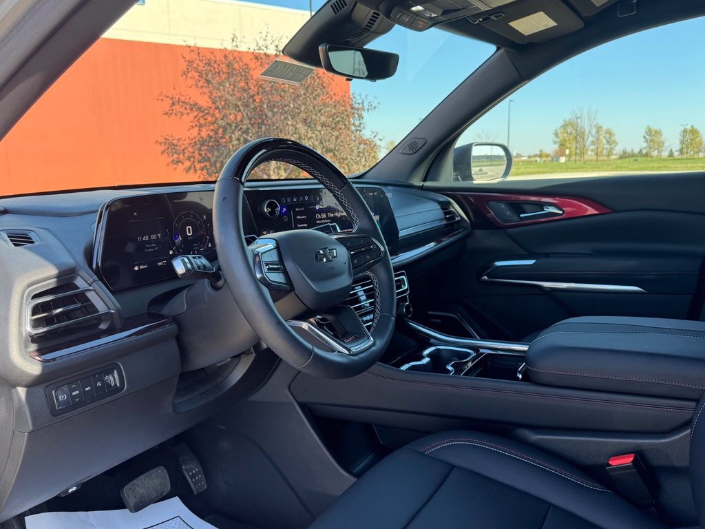 Used 2026 Chevrolet Traverse Z71 w/ Enhanced Driving Package AWD/4WD image 9