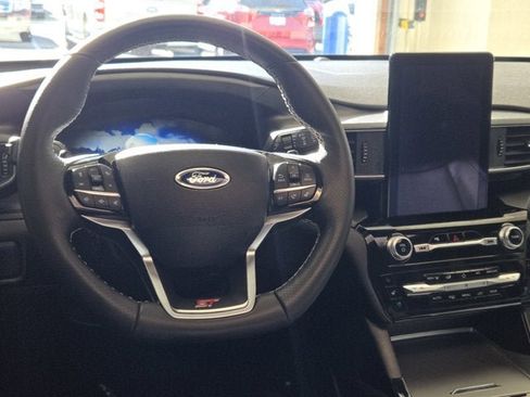Used 2023 Ford Explorer ST w/ Equipment Group 401A image 20