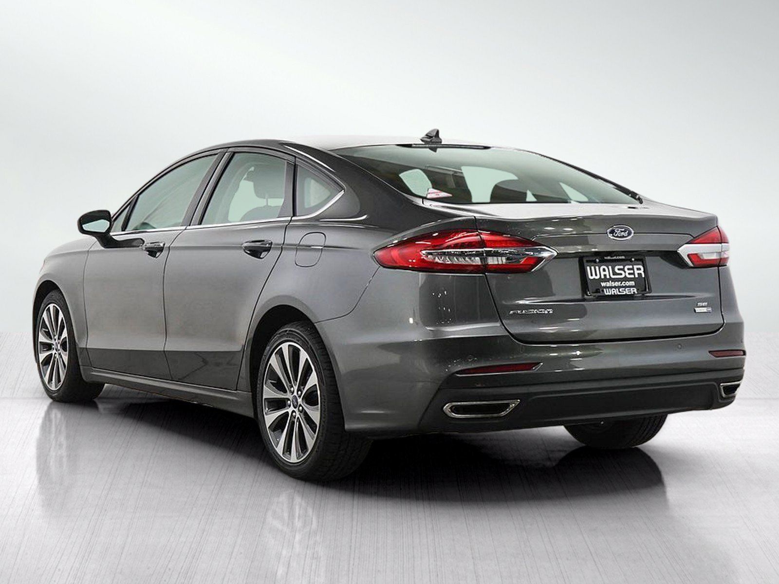 Used 2020 Ford Fusion SE AWD/4WD image 3