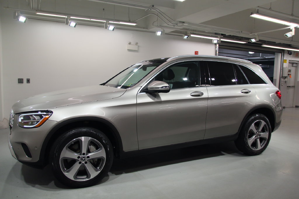 Certified 2022 Mercedes-Benz GLC 300 4MATIC image 4