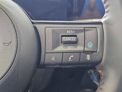 Used 2025 Nissan Kicks SR image 20