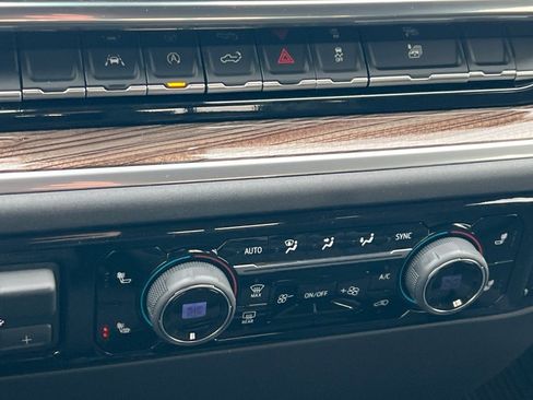 New 2026 Chevrolet Silverado 1500 LT w/ All Star Edition Plus image 17