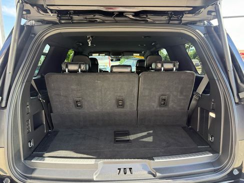 Used 2018 Lincoln Navigator Select w/ Cargo Package AWD/4WD image 22