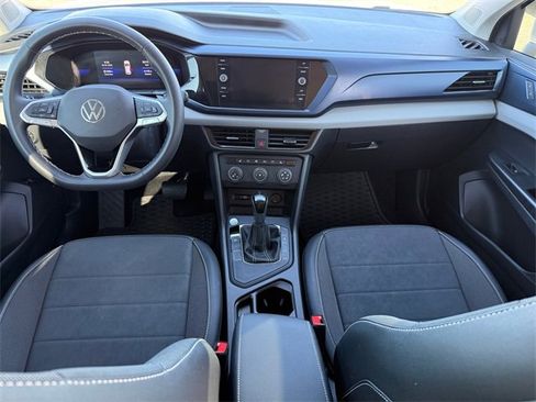 Certified 2022 Volkswagen Taos SE image 23