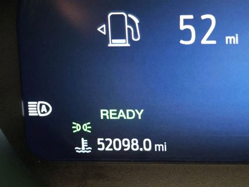 Used 2023 Ford Escape ST-Line Elite w/ Class II Trailer Tow Package image 20