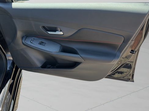 Used 2026 Nissan Sentra SR w/ Floor Mat Package FWD image 9