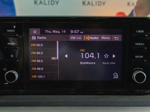 Used 2022 Kia K5 LXS FWD image 8