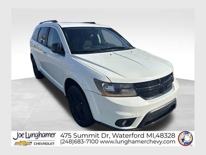 Used 2019 Dodge Journey SE w/ Blacktop Package