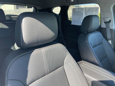 Used 2023 Chevrolet Blazer LT image 39