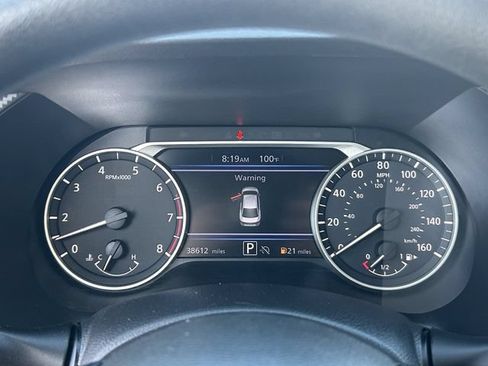 Used 2025 Nissan Sentra SV FWD image 30