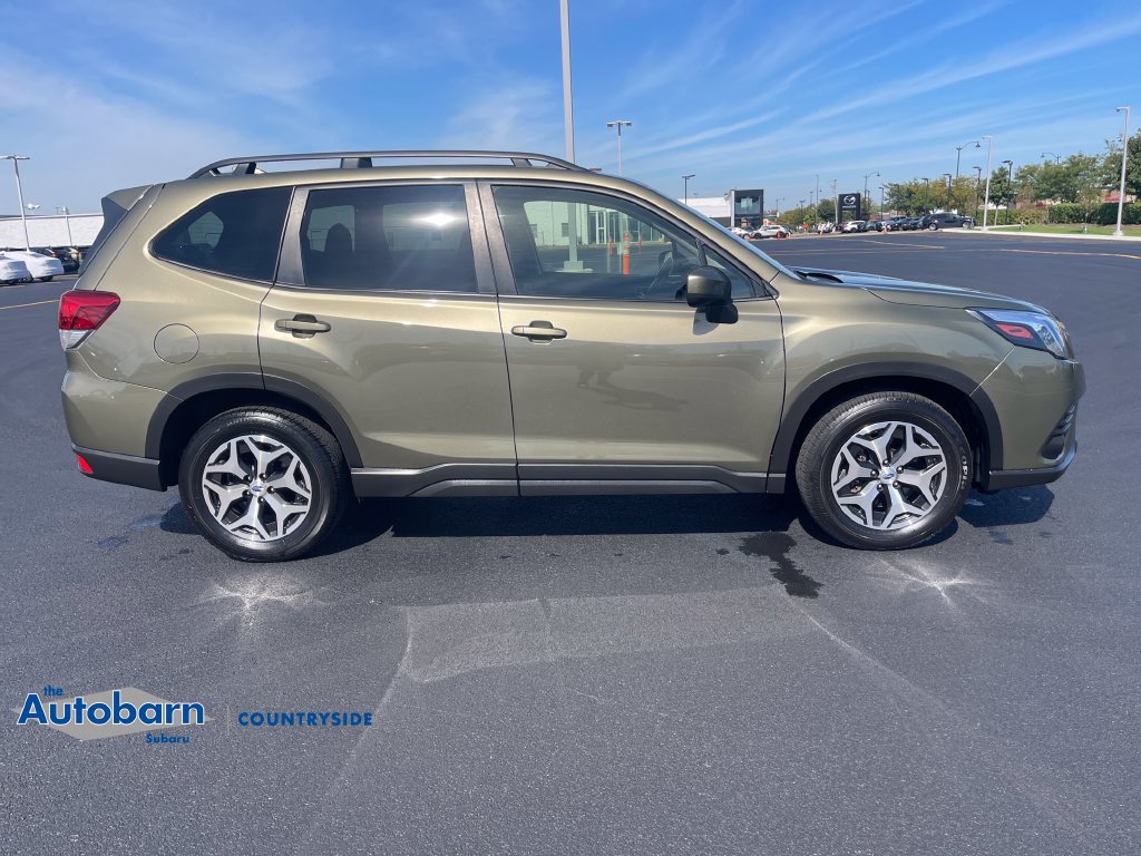 Used 2023 Subaru Forester Premium AWD/4WD image 6