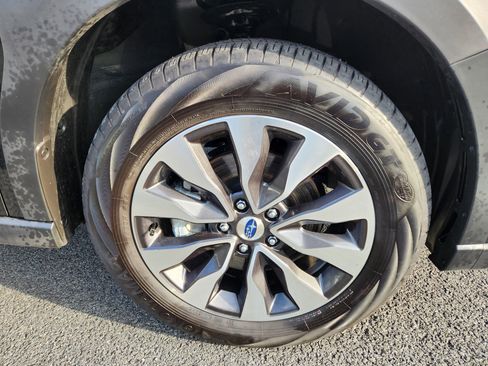 Certified 2025 Subaru Outback Touring XT image 7