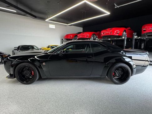 Used 2020 Dodge Challenger R/T Scat Pack RWD image 5