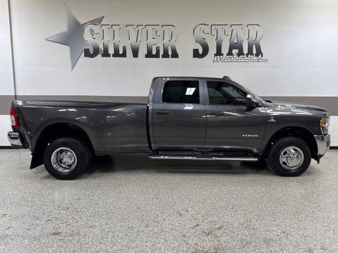 Used 2022 RAM 3500 Tradesman image 40