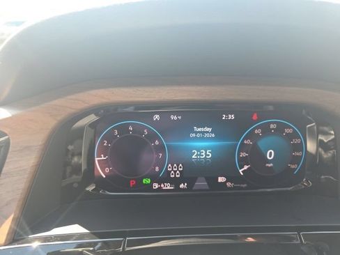 Used 2026 Volkswagen Atlas SE FWD image 11