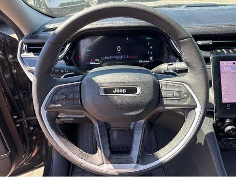 Used 2024 Jeep Grand Cherokee Limited 4xe AWD/4WD image 19