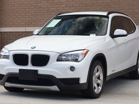 Used 2013 BMW X1 sDrive28i RWD image 7