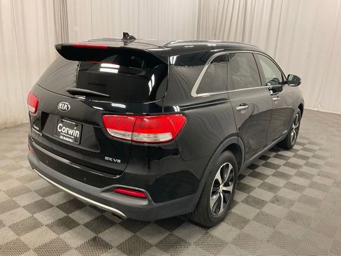 Used 2016 Kia Sorento EX w/ EX Touring Package image 3