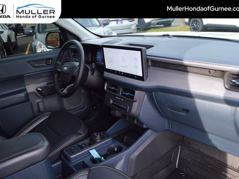 Used 2025 Ford Maverick Lobo image 31